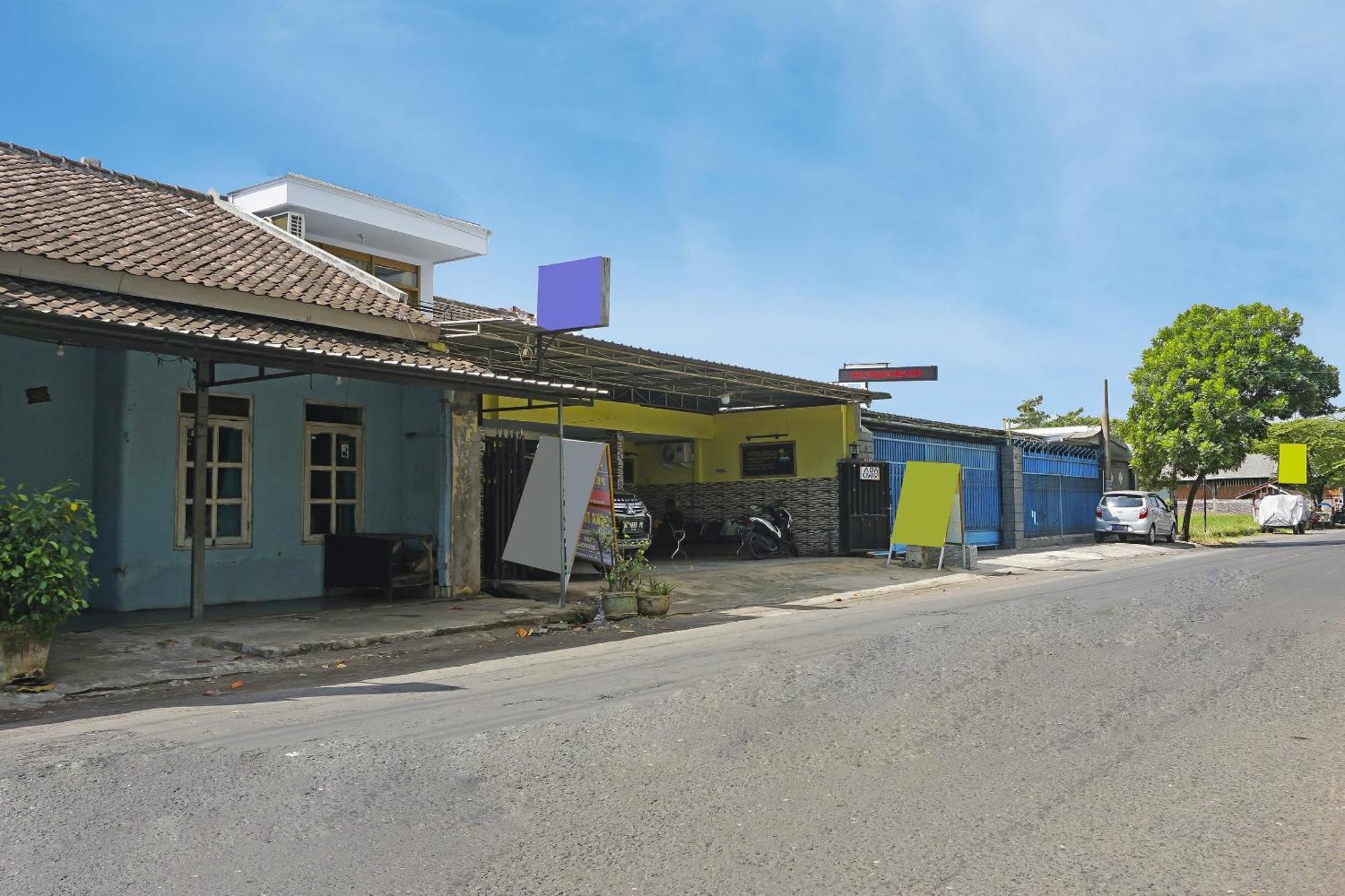 Putih Mulia Homestay Syariah Lumajang Zewnętrze zdjęcie