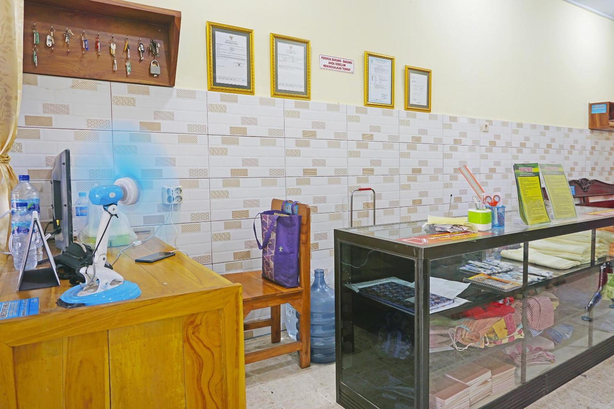 Putih Mulia Homestay Syariah Lumajang Zewnętrze zdjęcie